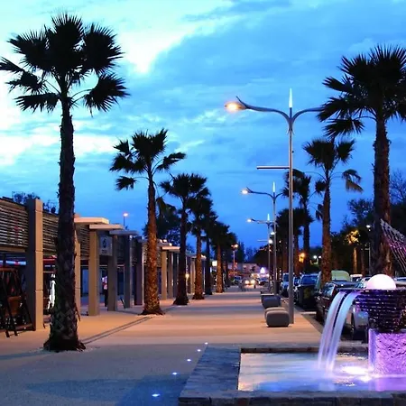 Holiday home Maison Mitoyenne Wifi Parking Entrethauetmer Marseillan (Herault)