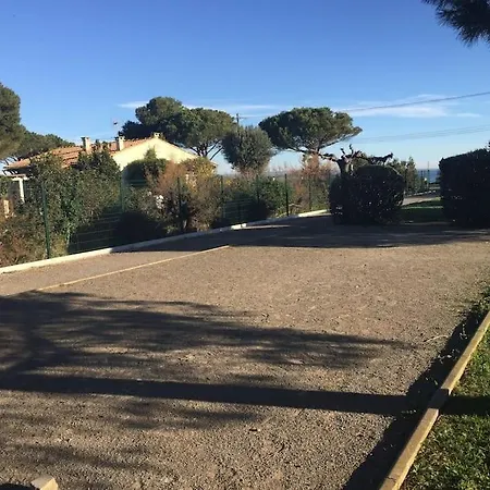 Holiday home Maison Mitoyenne Wifi Parking Entrethauetmer